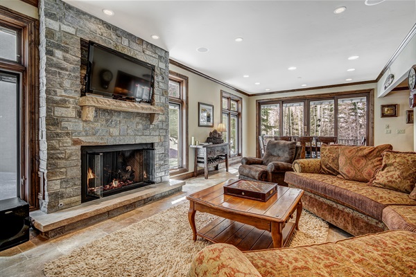 East Vail Home | 4 Bedrooms | On Shuttle Route